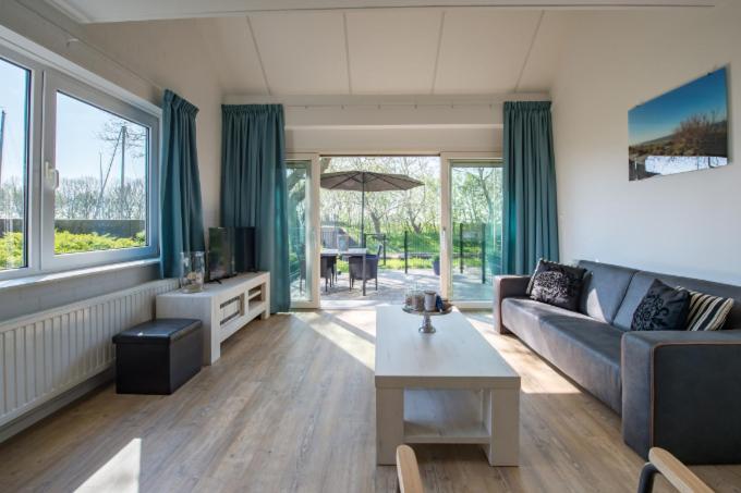 Hansa Watersport & Recreatie Wilhelminadorp Exterior foto