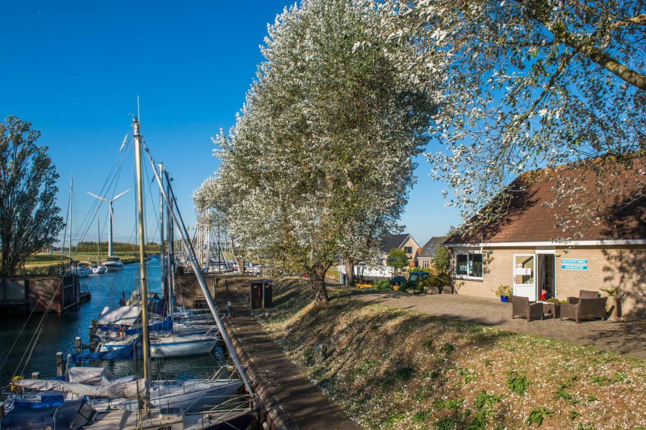 Hansa Watersport & Recreatie Wilhelminadorp Exterior foto