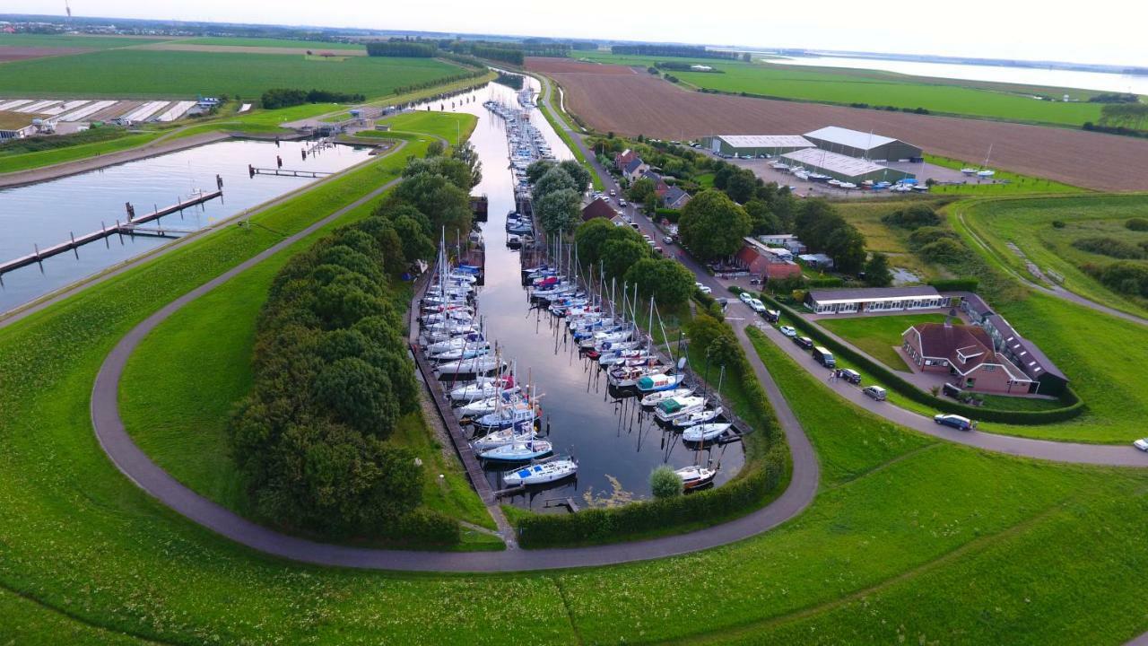 Hansa Watersport & Recreatie Wilhelminadorp Exterior foto